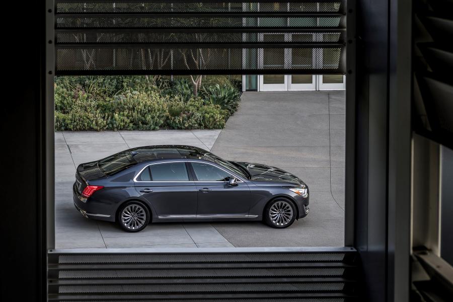  Genesis G90 (HI) 2016 года  (NA) (фото 43 из 60)